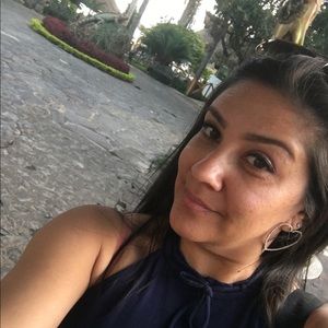 Meet your Posher, Anabel